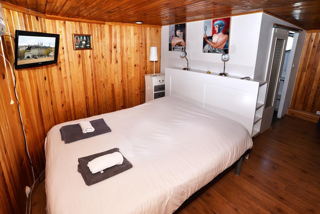 Studios Peniche Lyon Centre Vieux Lyon Confluence ภายนอก รูปภาพ