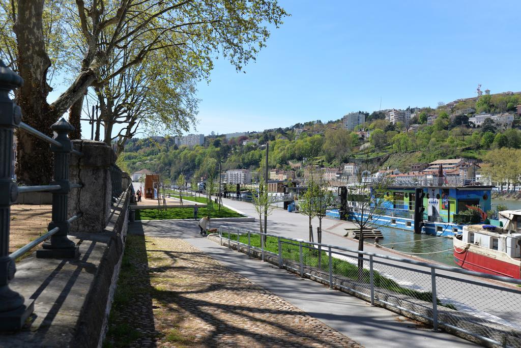 Studios Peniche Lyon Centre Vieux Lyon Confluence ภายนอก รูปภาพ